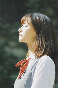 小竹马给女友输血，我微微一笑小说全文免费