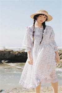 倚窗送风语爆款宝藏