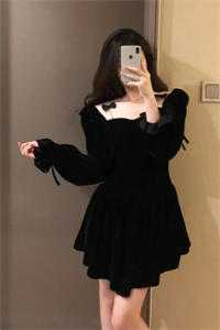 月坠寒江，乍惊春醒前文+