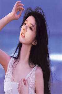 倚窗送风语精彩