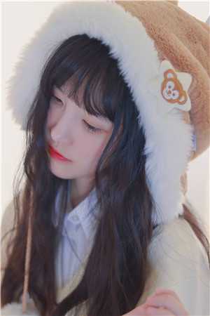 倚窗送风语好书