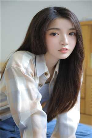 倚窗送风语完整