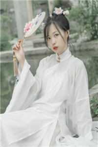 不是乱棍打死吗，权臣表哥这么爱免费看