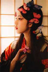 未婚妻的秘书将我的婚房变成骨灰房，我果断退婚后续+完结