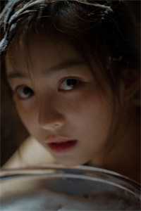 表面勾栏听曲，暗地我执掌天下！林尘柳如烟全文+免费