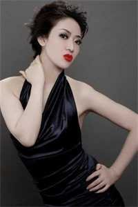 未婚夫秘书抢我头等舱，我直接退婚免费看