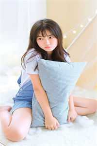 女神嫌我穷酸，我转身氪进美人圈精品推荐