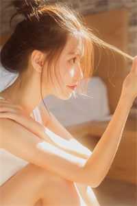 长冬如许，她寄朝朝完整