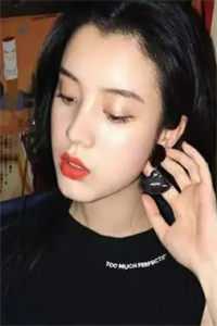 倚窗送风语抖音热门